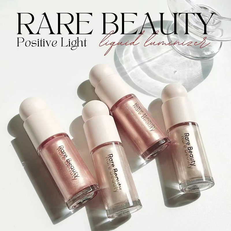 Huda Beauty Makeup Mini Kit - เรียร์บิวตี้ ไลท์ ซิลกี้ ไฮไลท์เตอร์ กันน้ำและติดทนนาน สูตรกันรอยเปื้อน