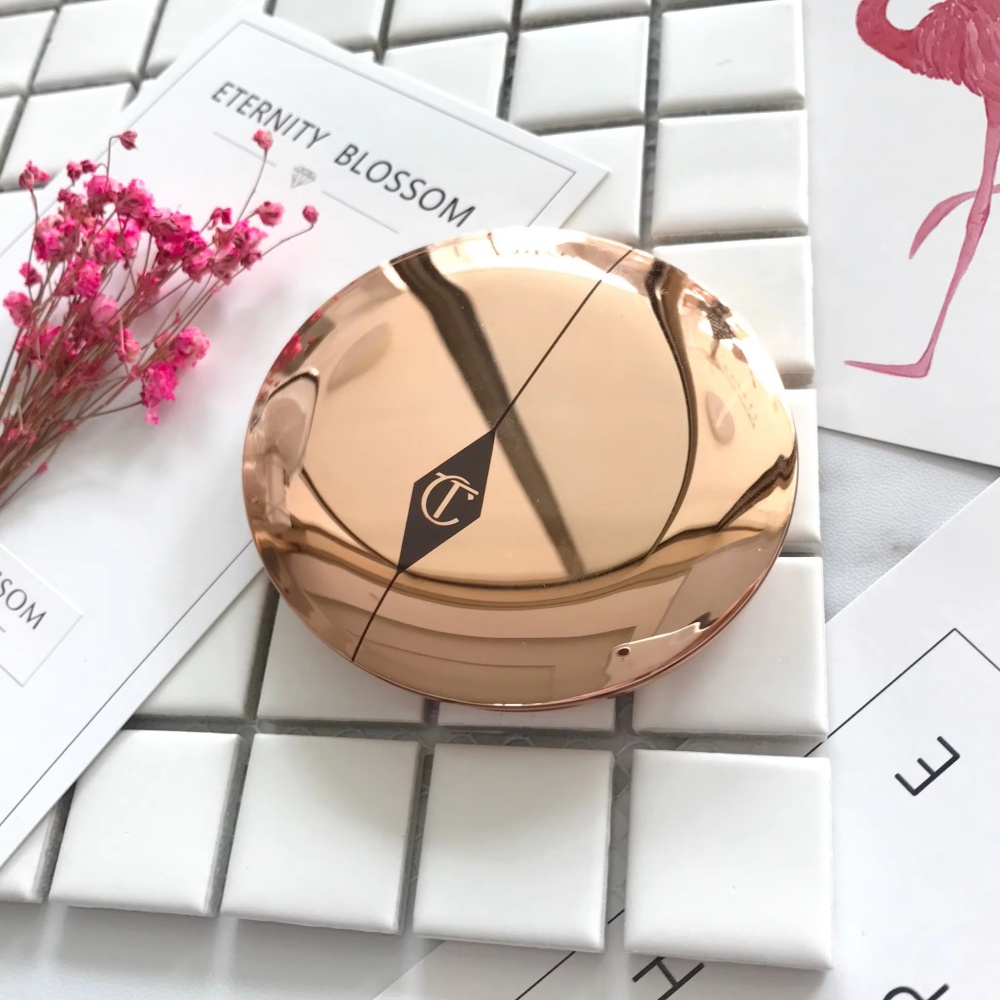 ชาร์ลอตต์ ทิลเบอรี เซ็ต แป้งอั - Huda Beauty Makeup Mini Kit บทวิจารณ์และราคา