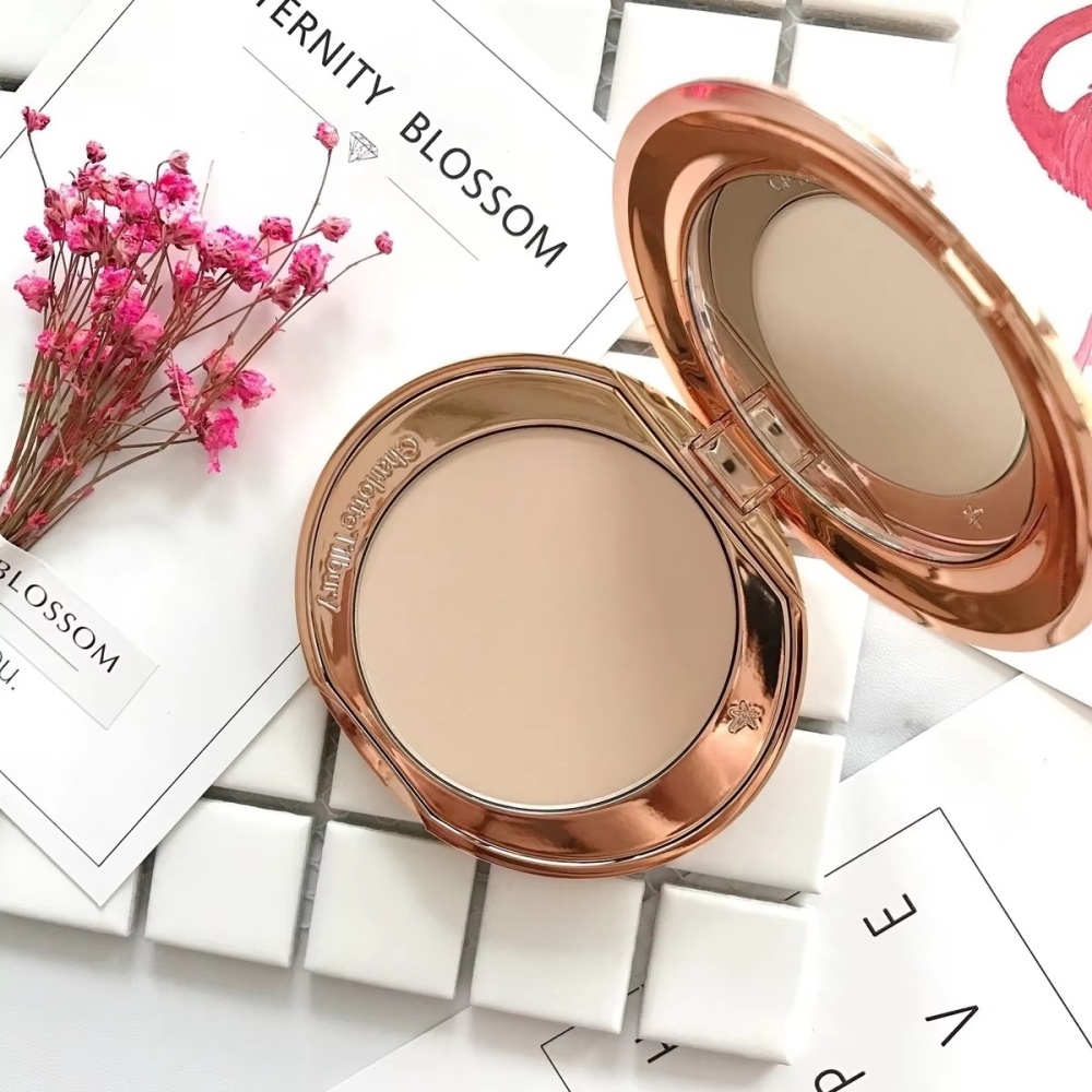 ชาร์ลอตต์ ทิลเบอรี เซ็ต แป้งอั - Huda Beauty Makeup Mini Kit บทวิจารณ์และราคา