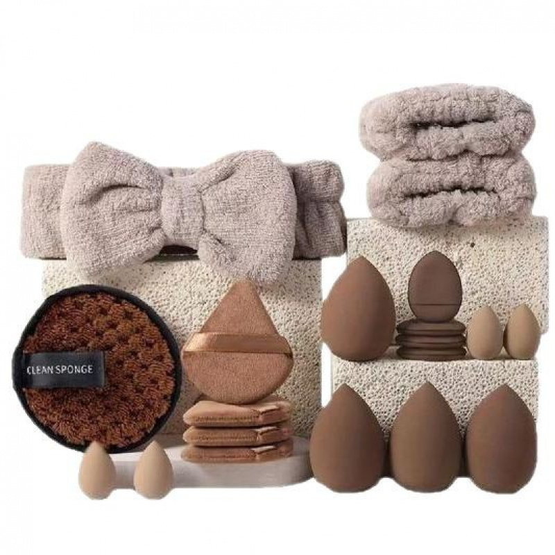 ชุดอุปกรณ์แต่งหน้า 40 ชิ้น ชุด - Huda Beauty Makeup Brush Set บทวิจารณ์และราคา