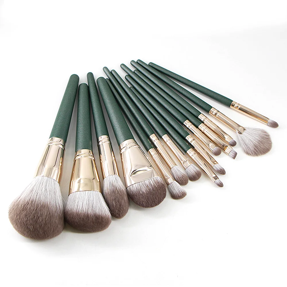 ชุดแปรงแต่งหน้า 14 ชิ้น ขนแปรง - Huda Beauty Makeup Brush Set บทวิจารณ์และราคา