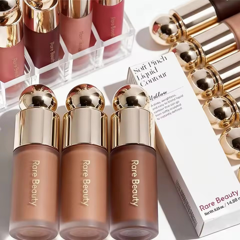 แท่งคอนทัวร์เนื้อบรอนซ์สามมิติ - Huda Beauty Makeup Mini Kit บทวิจารณ์และราคา